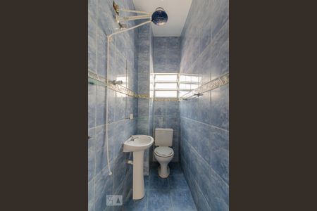 Banheiro de kitnet/studio para alugar com 1 quarto, 32m² em Cambuci, São Paulo