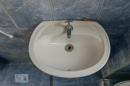 Banheiro de kitnet/studio para alugar com 1 quarto, 32m² em Cambuci, São Paulo