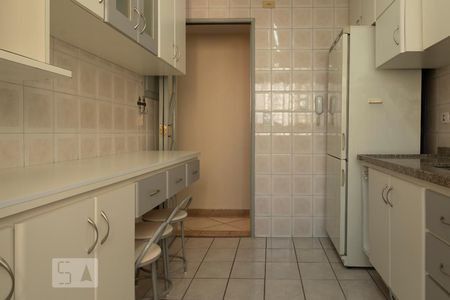 Apartamento para alugar com 76m², 3 quartos e 2 vagasCozinha