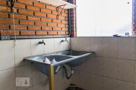 Casa à venda com 157m², 4 quartos e 2 vagasLavanderia