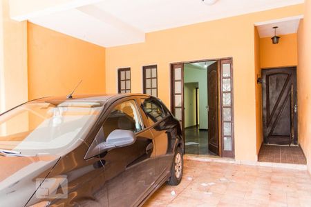 Casa à venda com 157m², 4 quartos e 2 vagasGaragem