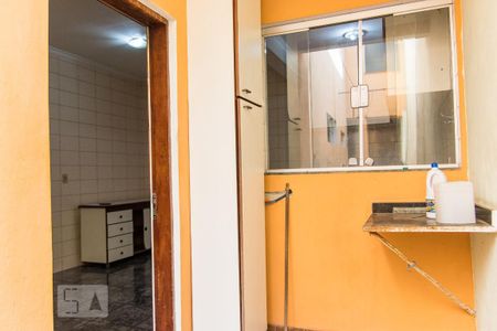 Casa à venda com 157m², 4 quartos e 2 vagasQuintal