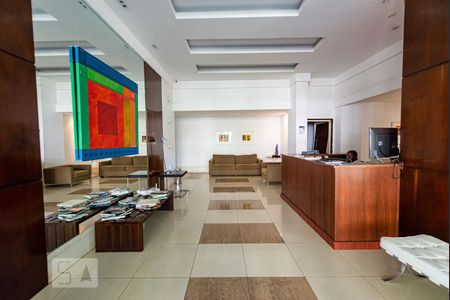 Apartamento à venda com 100m², 2 quartos e 2 vagas Apartamento à venda com 100m², 2 quartos e 2 vagasÁrea Comum - Portaria