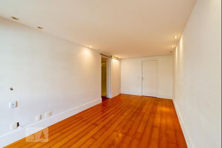 Sala de apartamento à venda com 2 quartos, 100m² em Lagoa, Rio de Janeiro