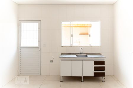 Casa para alugar com 100m², 2 quartos e 1 vaga Casa para alugar com 100m², 2 quartos e 1 vagaCozinha