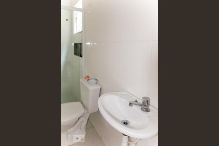 Casa para alugar com 100m², 2 quartos e 1 vaga Casa para alugar com 100m², 2 quartos e 1 vagaBanheiro da Suite