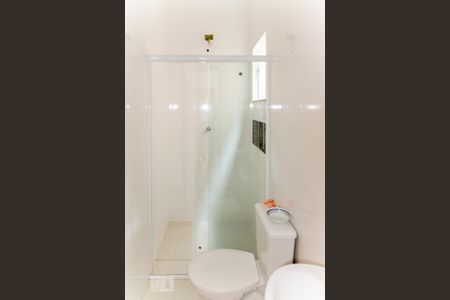 Casa para alugar com 100m², 2 quartos e 1 vaga Casa para alugar com 100m², 2 quartos e 1 vagaBanheiro da Suite