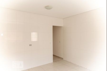 Casa para alugar com 100m², 2 quartos e 1 vaga Casa para alugar com 100m², 2 quartos e 1 vagaCozinha