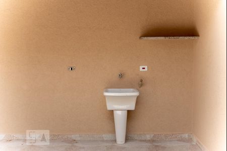 Casa para alugar com 100m², 2 quartos e 1 vaga Casa para alugar com 100m², 2 quartos e 1 vagaÁrea de Serviço