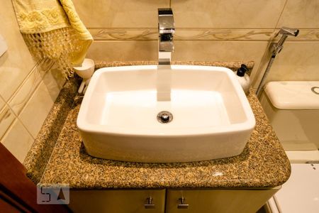 Apartamento à venda com 100m², 3 quartos e 2 vagasBanheiro