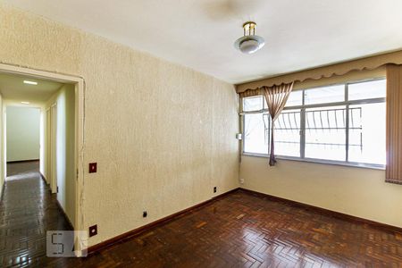 Apartamento para alugar com 127m², 3 quartos e sem vagaSuite 