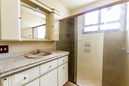 Apartamento para alugar com 127m², 3 quartos e sem vagaBanheiro da Suíte