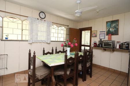 Casa para alugar com 486m², 5 quartos e 3 vagasCozinha