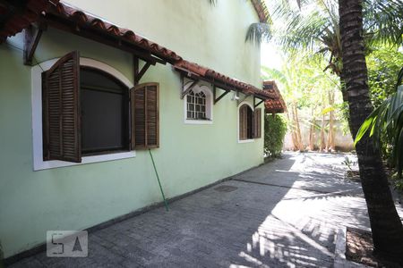 Casa para alugar com 486m², 5 quartos e 3 vagasGaragem