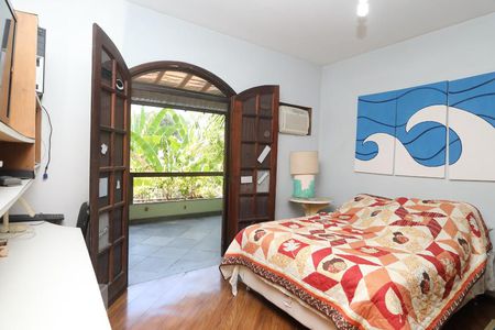 Casa para alugar com 486m², 5 quartos e 3 vagasSuíte 3