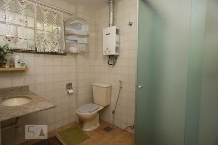 Casa para alugar com 486m², 5 quartos e 3 vagasBanheiro da Suíte 3