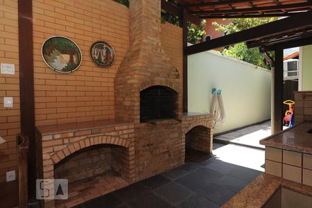 Casa para alugar com 486m², 5 quartos e 3 vagasChurrasqueira