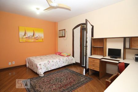 Casa para alugar com 486m², 5 quartos e 3 vagasSuíte 2