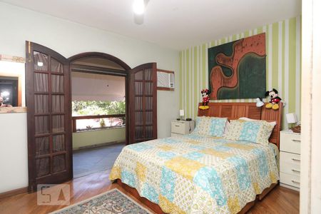 Casa para alugar com 486m², 5 quartos e 3 vagasSuíte 1