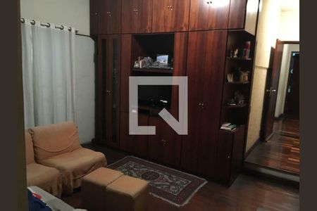 Casa à venda com 4 quartos, 180m² em Ouro Preto, Belo Horizonte