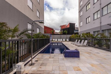 Apartamento à venda com 42m², 2 quartos e 1 vaga Apartamento à venda com 42m², 2 quartos e 1 vagaPiscina