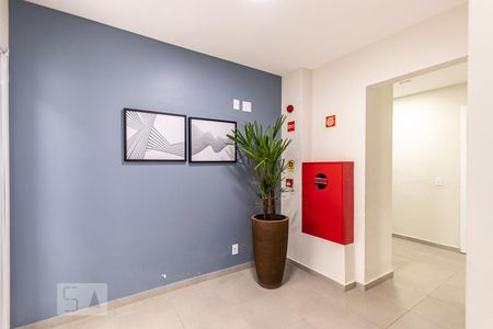 Apartamento à venda com 42m², 2 quartos e 1 vaga Apartamento à venda com 42m², 2 quartos e 1 vagaHall de entrada