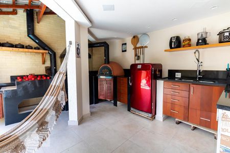 Casa à venda com 700m², 3 quartos e 6 vagasChurrasqueira, Piscina e Bar