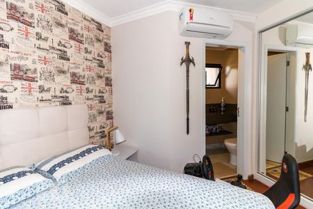 Casa à venda com 700m², 3 quartos e 6 vagasSuíte 2