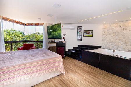 Casa à venda com 700m², 3 quartos e 6 vagasSuíte 1