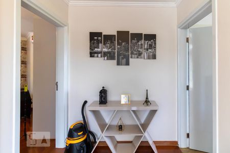 Casa à venda com 700m², 3 quartos e 6 vagasHall