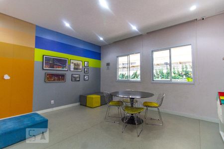 Apartamento para alugar com 48m², 2 quartos e 1 vaga Apartamento para alugar com 48m², 2 quartos e 1 vagaÁrea comum - Sala de Jogos