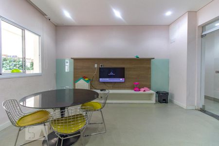 Apartamento para alugar com 48m², 2 quartos e 1 vaga Apartamento para alugar com 48m², 2 quartos e 1 vagaÁrea comum - Sala de Jogos