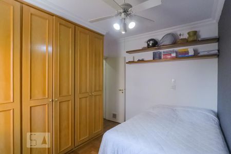Apartamento à venda com 187m², 4 quartos e 3 vagasQuarto 2