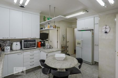 Apartamento à venda com 187m², 4 quartos e 3 vagascozinha