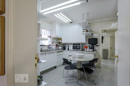 Apartamento à venda com 187m², 4 quartos e 3 vagascozinha