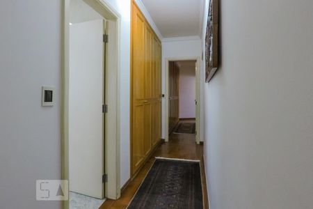 Apartamento à venda com 187m², 4 quartos e 3 vagasCorredor
