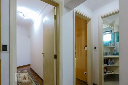 Apartamento à venda com 187m², 4 quartos e 3 vagasEntrada banheiro