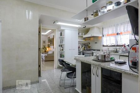 Apartamento à venda com 187m², 4 quartos e 3 vagascozinha