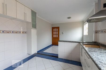 Casa à venda com 143m², 3 quartos e 2 vagasCozinha