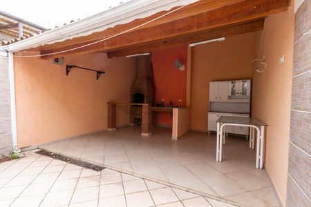 Casa à venda com 143m², 3 quartos e 2 vagasÁrea comum - Churrasqueira