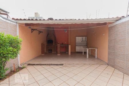Casa à venda com 143m², 3 quartos e 2 vagasÁrea comum - Churrasqueira