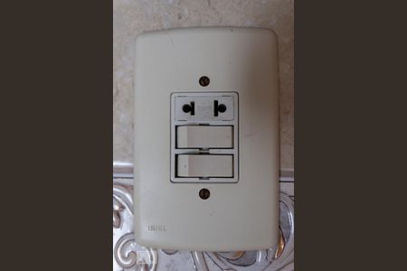 Casa à venda com 143m², 3 quartos e 2 vagasBanheiro suíte 1