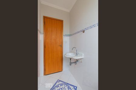 Casa à venda com 143m², 3 quartos e 2 vagasLavabo