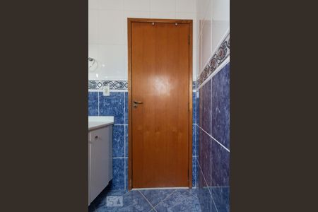 Casa à venda com 143m², 3 quartos e 2 vagasBanheiro suíte 3