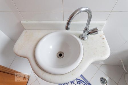 Casa à venda com 143m², 3 quartos e 2 vagasLavabo