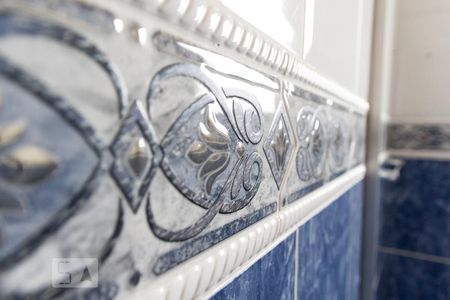 Casa à venda com 143m², 3 quartos e 2 vagasBanheiro suíte 3