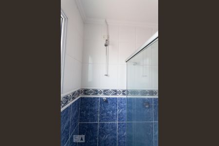 Casa à venda com 143m², 3 quartos e 2 vagasBanheiro suíte 3