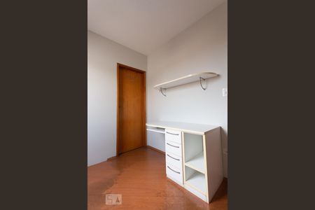 Casa à venda com 143m², 3 quartos e 2 vagasSuíte 2