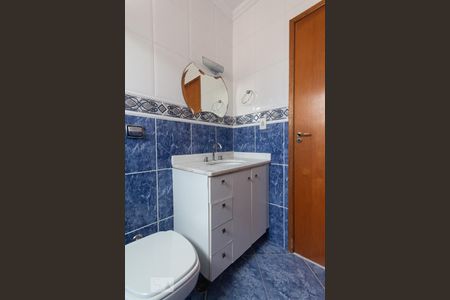 Casa à venda com 143m², 3 quartos e 2 vagasBanheiro suíte 3