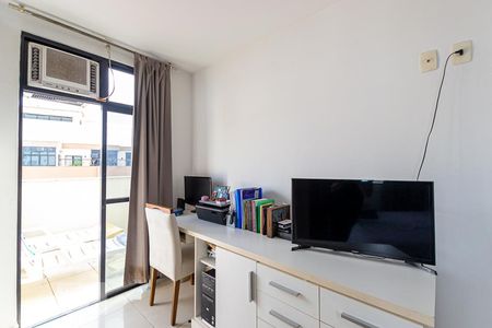 Apartamento à venda com 126m², 2 quartos e 2 vagas Apartamento à venda com 126m², 2 quartos e 2 vagasSuite Master